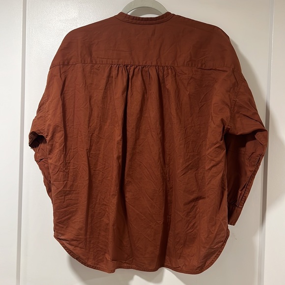 Everlane- The Collarless Air shirt - Picture 5 of 7